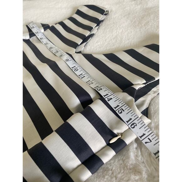 NWT Italian Sleeveless Retro Mini Dress Black White Striped V Neck Mod Style XS - Picture 5 of 9